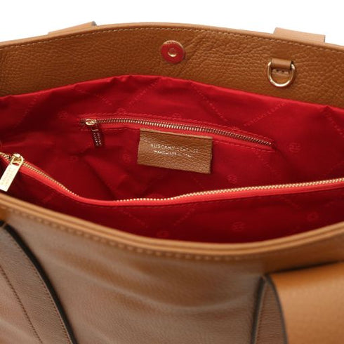 Callie - Soft leather shoulder bag